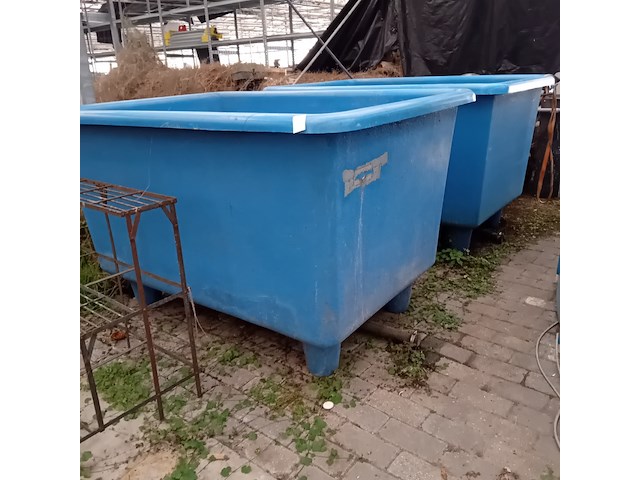 Partij quarentainebakken t.b.v. vijver installatie - afbeelding 6 van  14