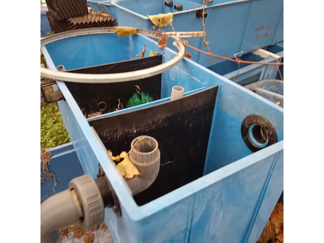 Partij quarentainebakken t.b.v. vijver installatie - afbeelding 10 van  14