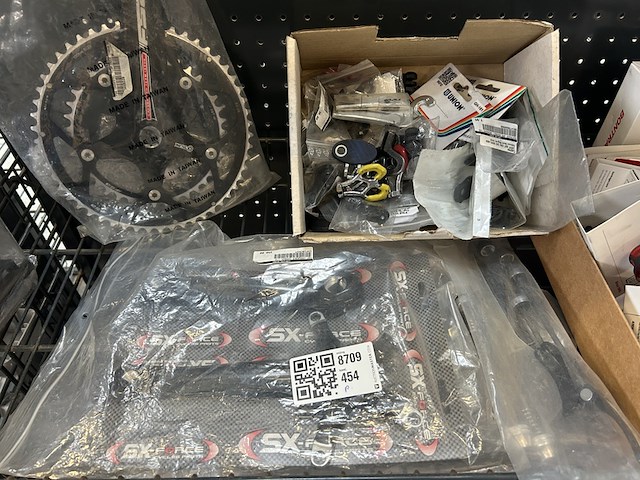 Partij racefiets artikelen, w.o. bontrager, basil, fsa, union - afbeelding 2 van  8