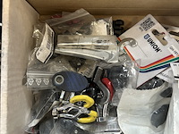 Partij racefiets artikelen, w.o. bontrager, basil, fsa, union - afbeelding 6 van  8