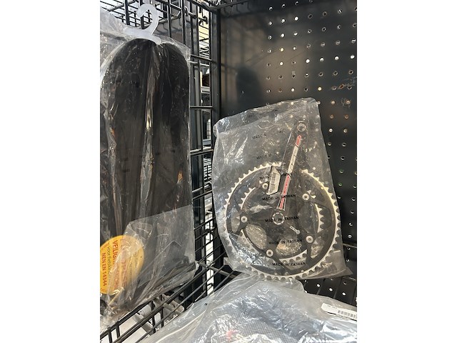 Partij racefiets artikelen, w.o. bontrager, basil, fsa, union - afbeelding 7 van  8