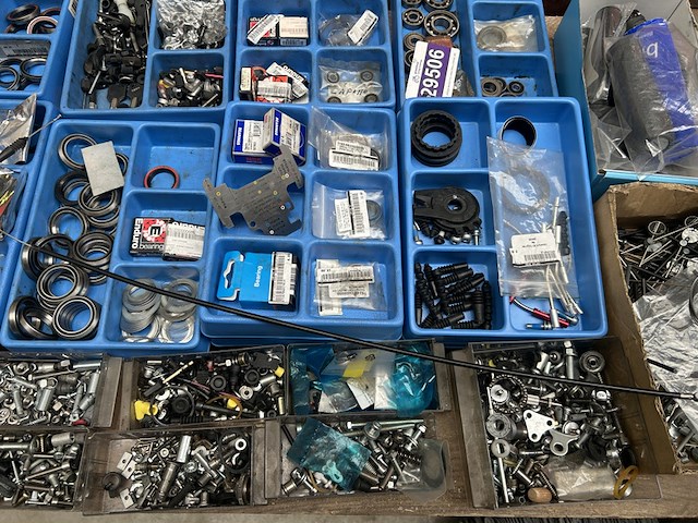 Partij (race)fiets onderdelen, w.o. shimano, union - afbeelding 12 van  15