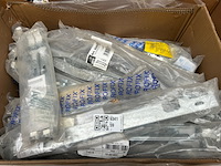 Partij radiator montagesets, rofix - afbeelding 1 van  5