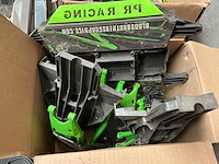 Partij radio grafische onderdelen en gereedschap - afbeelding 9 van  10