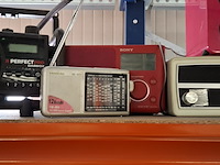 Partij radio's/ bouwradio's, philips, hitachi, medion - afbeelding 10 van  11
