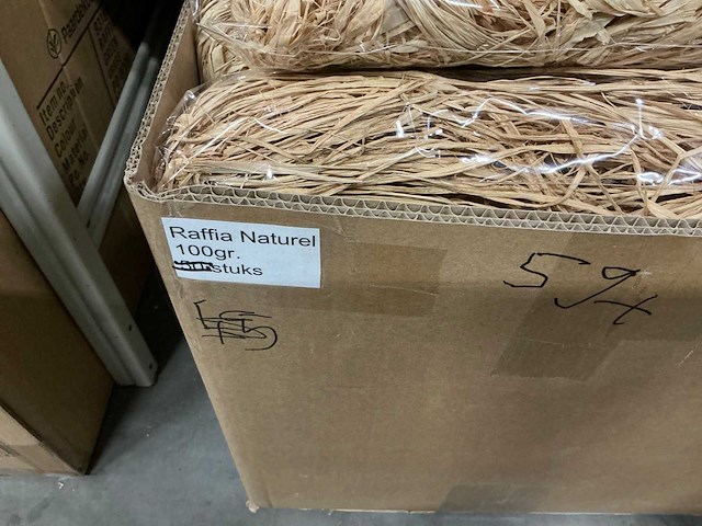 Partij raffia naturel 100gr per verpakking (59x) - afbeelding 2 van  3