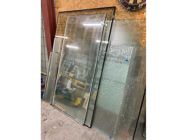 Partij ramen / glas / kozijnen - afbeelding 6 van  13