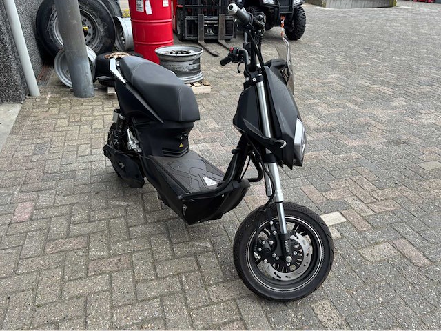 Partij raptor e-drive e-scooters (3x) - afbeelding 16 van  22