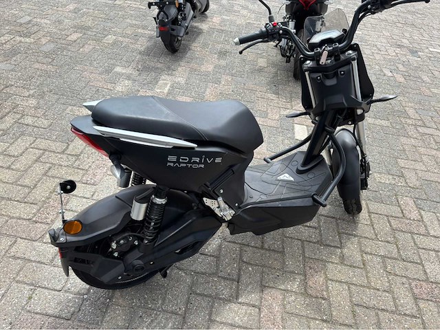 Partij raptor e-drive e-scooters (3x) - afbeelding 3 van  22