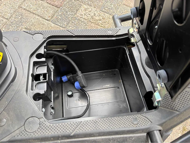 Partij raptor e-drive e-scooters (3x) - afbeelding 8 van  44