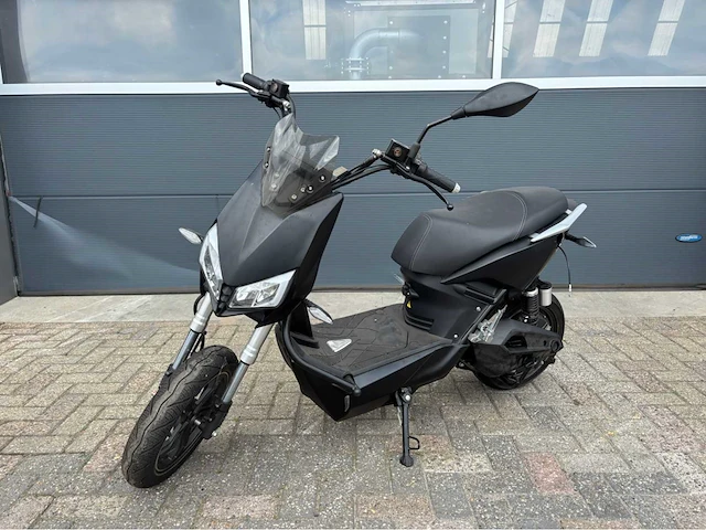 Partij raptor e-drive e-scooters (3x) - afbeelding 26 van  44
