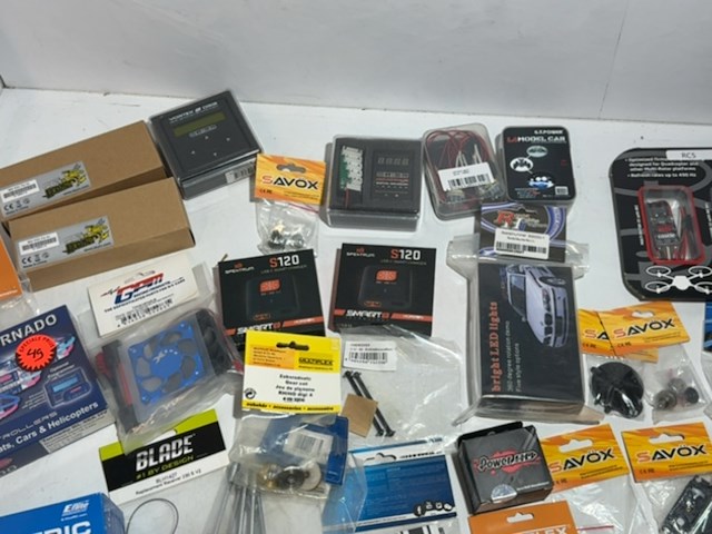 Partij rc elektronica, savox, dji, spektrum, blade, castle, eflight - afbeelding 8 van  14