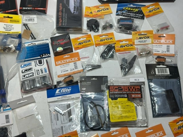 Partij rc elektronica, savox, dji, spektrum, blade, castle, eflight - afbeelding 10 van  14