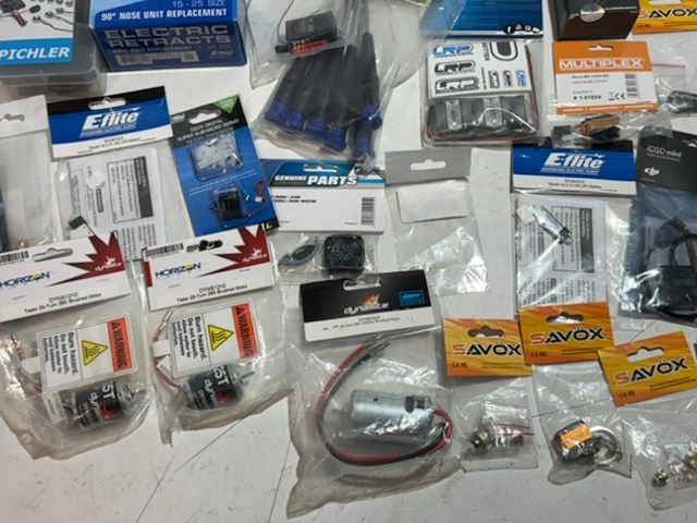 Partij rc elektronica, savox, dji, spektrum, blade, castle, eflight - afbeelding 14 van  14