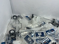 Partij rc modelbouw artikelen voor vliegtuigen hobbyzone - afbeelding 2 van  5