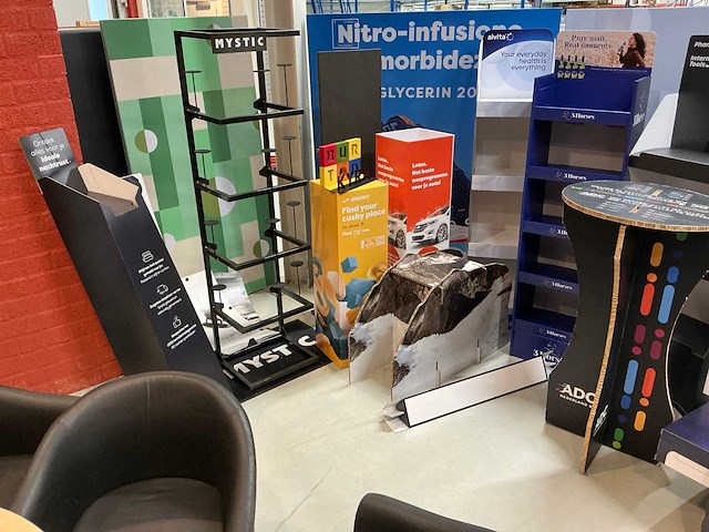 Partij reclame materiaal - afbeelding 1 van  14