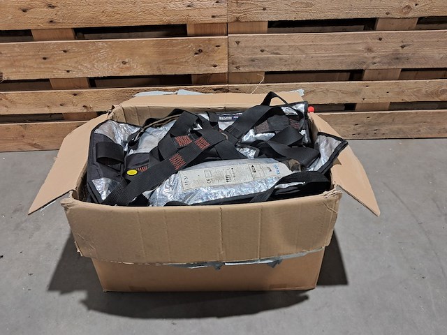 Partij reddingsvesten, besto, seafit b 275 - afbeelding 1 van  8