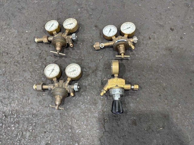 Partij reduceerventielen (4x) - afbeelding 1 van  7