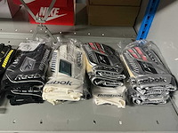 Partij reebok & adidas keeperhandschoenen (41x) - afbeelding 6 van  8