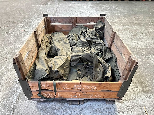 Partij regenkleding - afbeelding 3 van  3