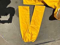 Partij regenkleding - afbeelding 1 van  2