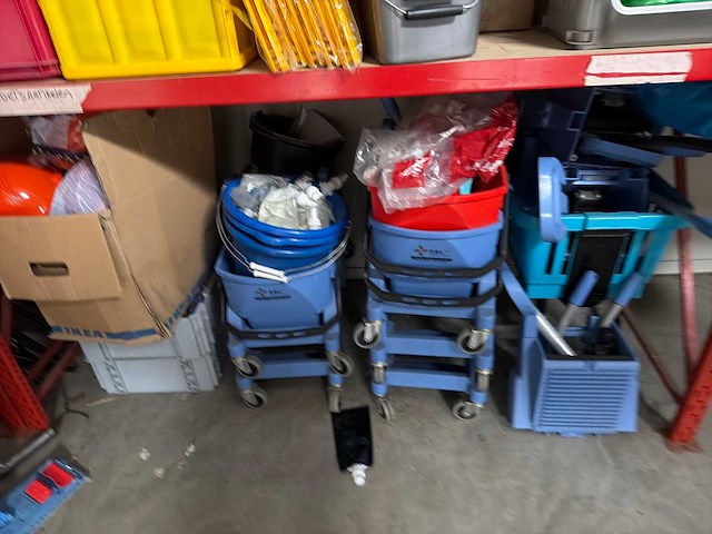 Partij reiniging/ hygiëne - afbeelding 6 van  8