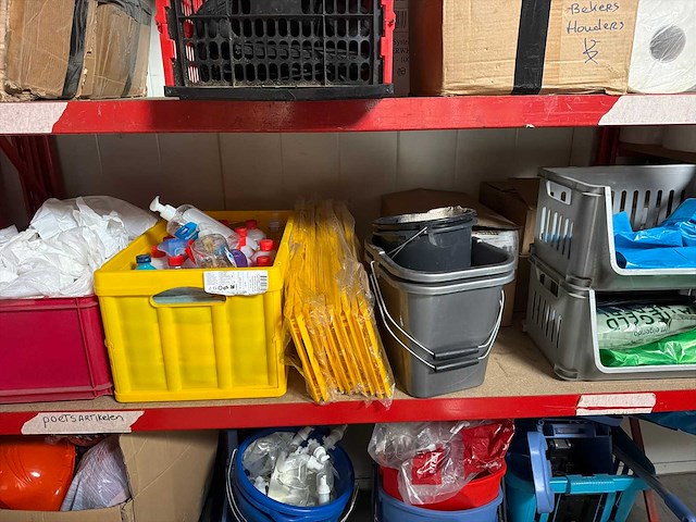 Partij reiniging/ hygiëne - afbeelding 7 van  8