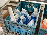 Partij reinigingsmiddelen - afbeelding 10 van  12
