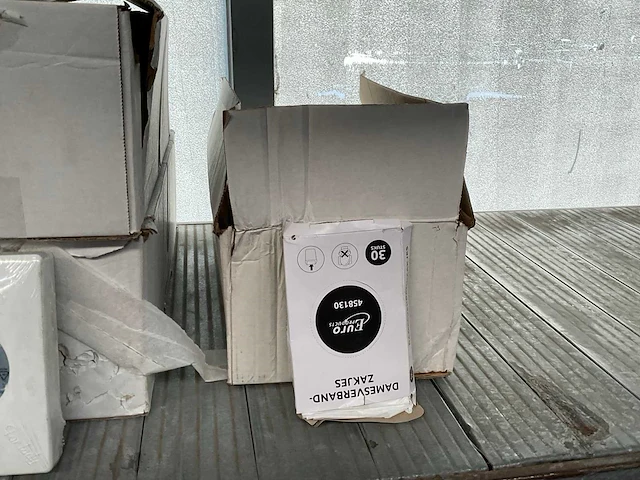 Partij reinigingsmiddelen - afbeelding 6 van  13
