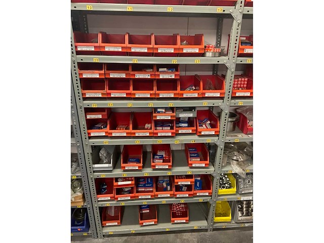 Partij reservedelen - afbeelding 5 van  39