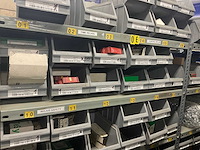 Partij reservedelen - afbeelding 18 van  39