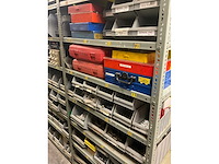 Partij reservedelen - afbeelding 33 van  39