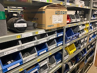 Partij reservedelen - afbeelding 8 van  20