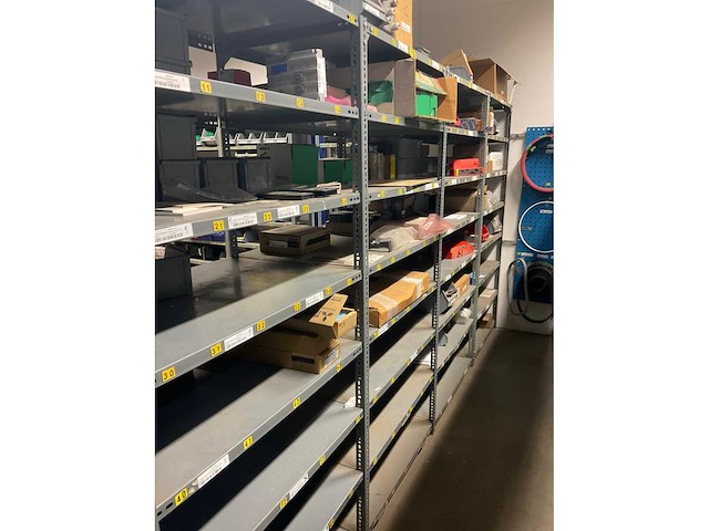 Partij reservedelen - afbeelding 18 van  20