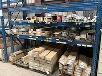 Partij reservedelen - afbeelding 8 van  15