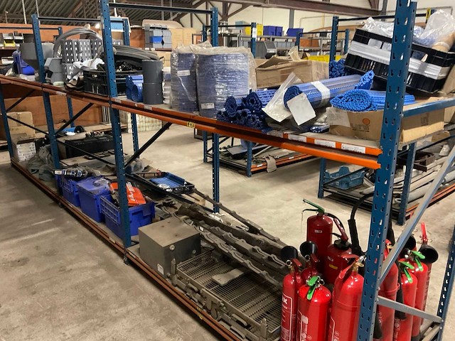 Partij reservedelen - afbeelding 12 van  15