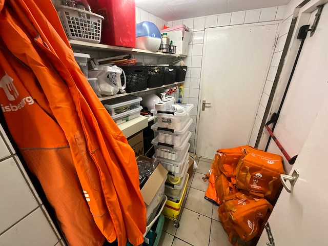 Partij restaurantbenodigdheden - afbeelding 1 van  9