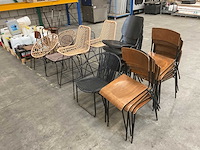 Partij restaurantstoelen en barkrukken, 26 stuks - afbeelding 1 van  8