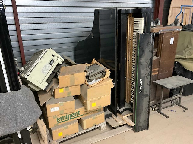 Partij retour piano’s - afbeelding 17 van  22