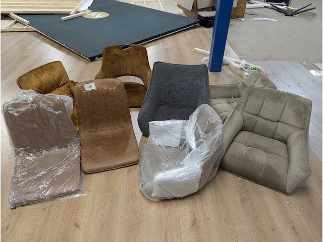 Partij retour stoelen - afbeelding 1 van  1
