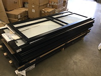 Partij retourdeuren, beschadigd, breuk. - afbeelding 1 van  3