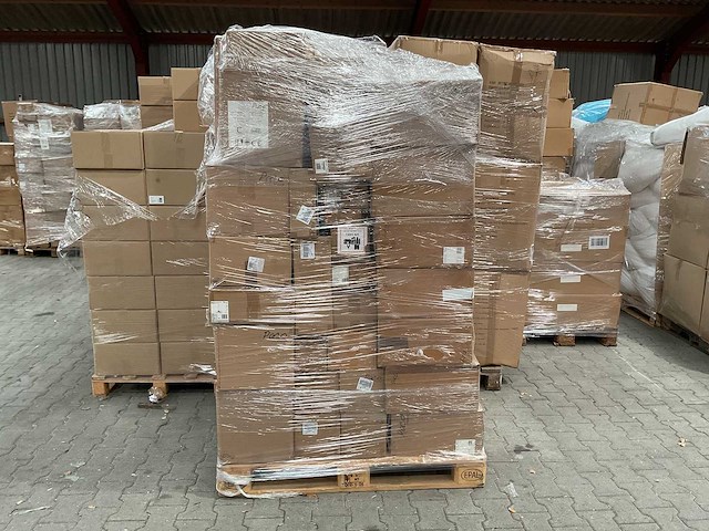 Partij retouren - paco home lampen (55x) - afbeelding 1 van  7