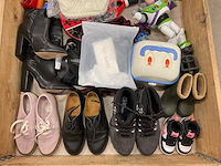 Partij retouren - afbeelding 2 van  9