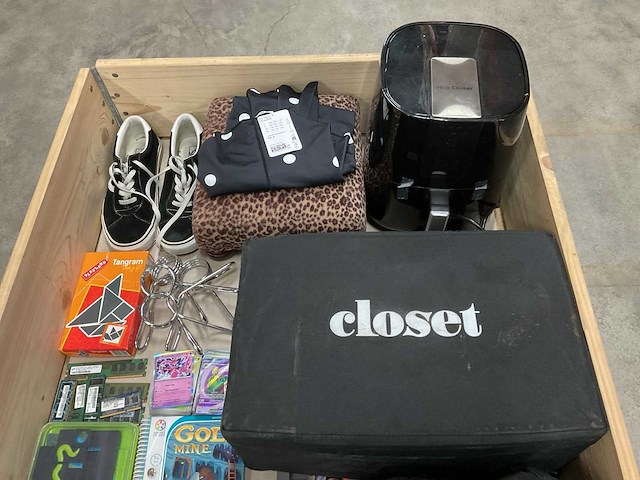 Partij retouren - afbeelding 5 van  11