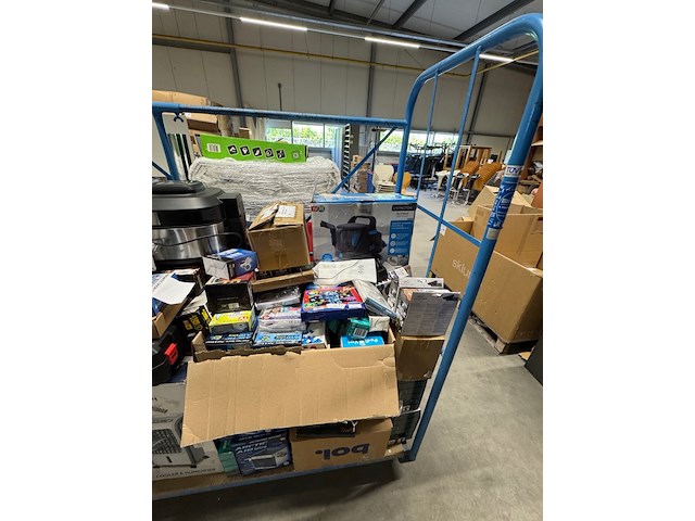 Partij retouren - afbeelding 5 van  8