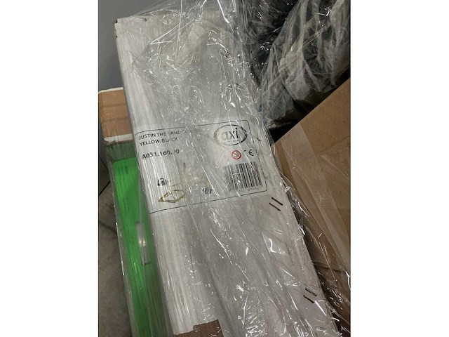 Partij retourgoed - afbeelding 2 van  11