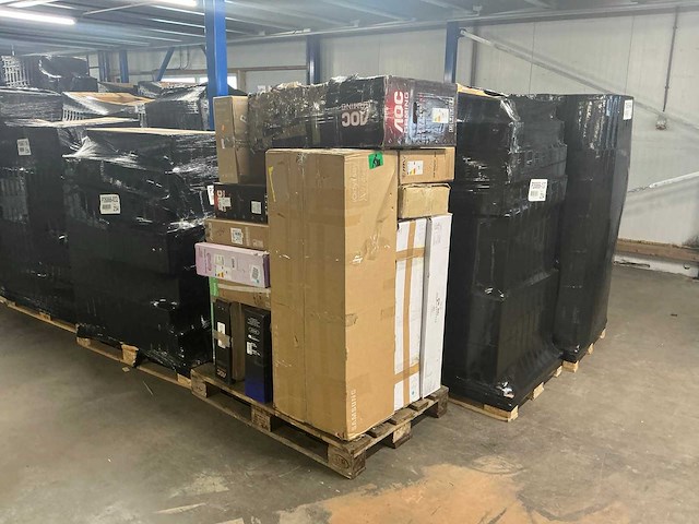 Partij retourgoederen - pc schermen/ monitors - 568 items - afbeelding 2 van  6