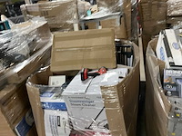 Partij retourgoederen (16x pallet) - afbeelding 1 van  12
