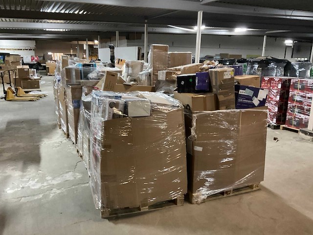 Partij retourgoederen (16x pallet) - afbeelding 10 van  12