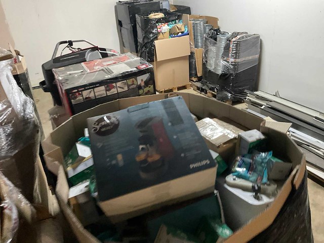 Partij retourgoederen (20x pallet) - afbeelding 13 van  32